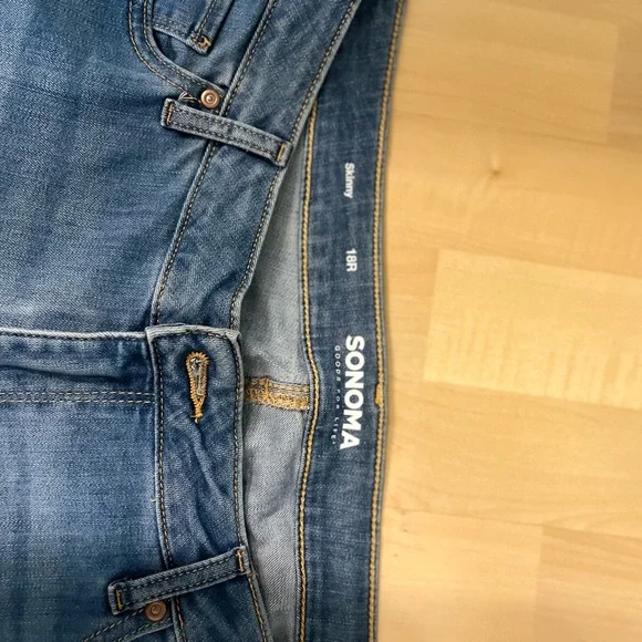 NWT Sonoma 18R Skinny Mid Rise 401 Donner Jean - Picture 7 of 9